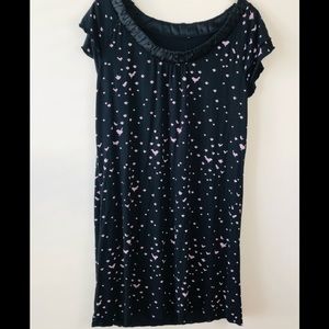 Soft stretchy comfortable sleepwear.